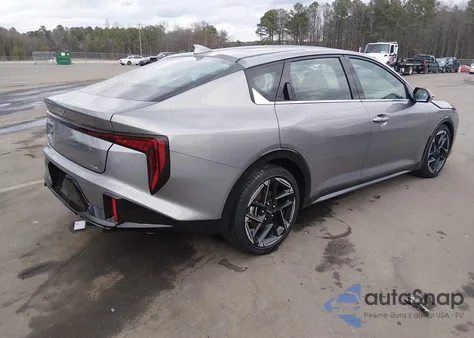 2025 Kia K4 Gt-Line z USA, uszkodzony, nr VIN 3KPFW4DE7SE152468